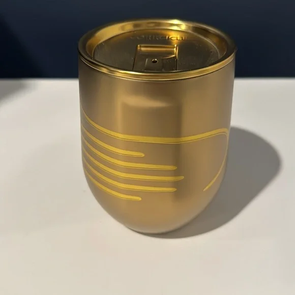 Golden snitch inspired tumbler from corckcicle - Picture 4 of 4